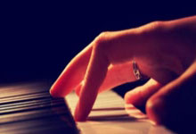 新华时评·民生无小事丨临近岁末,让劳动者安“薪”少忧“酬”.